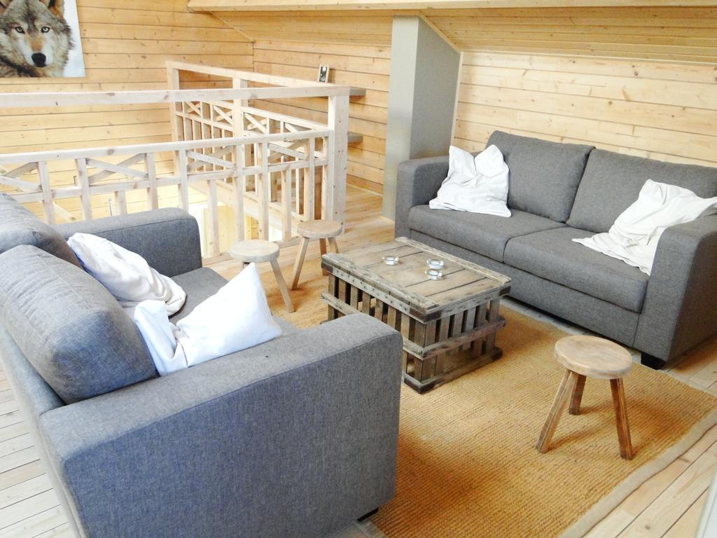 Holiday Home A Pas De Loup Ла Рош ан Арден Екстериор снимка