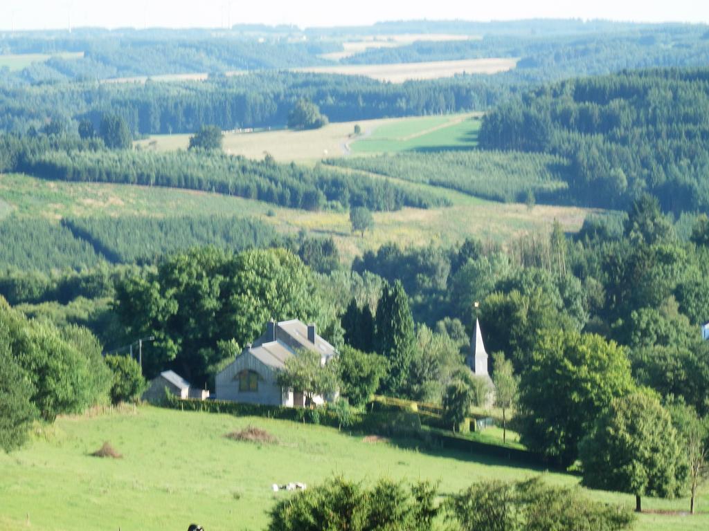 Holiday Home A Pas De Loup Ла Рош ан Арден Екстериор снимка