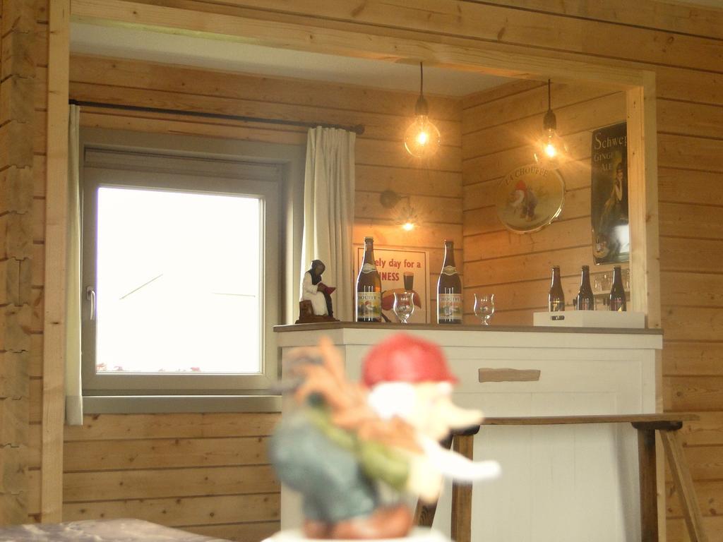 Holiday Home A Pas De Loup Ла Рош ан Арден Екстериор снимка